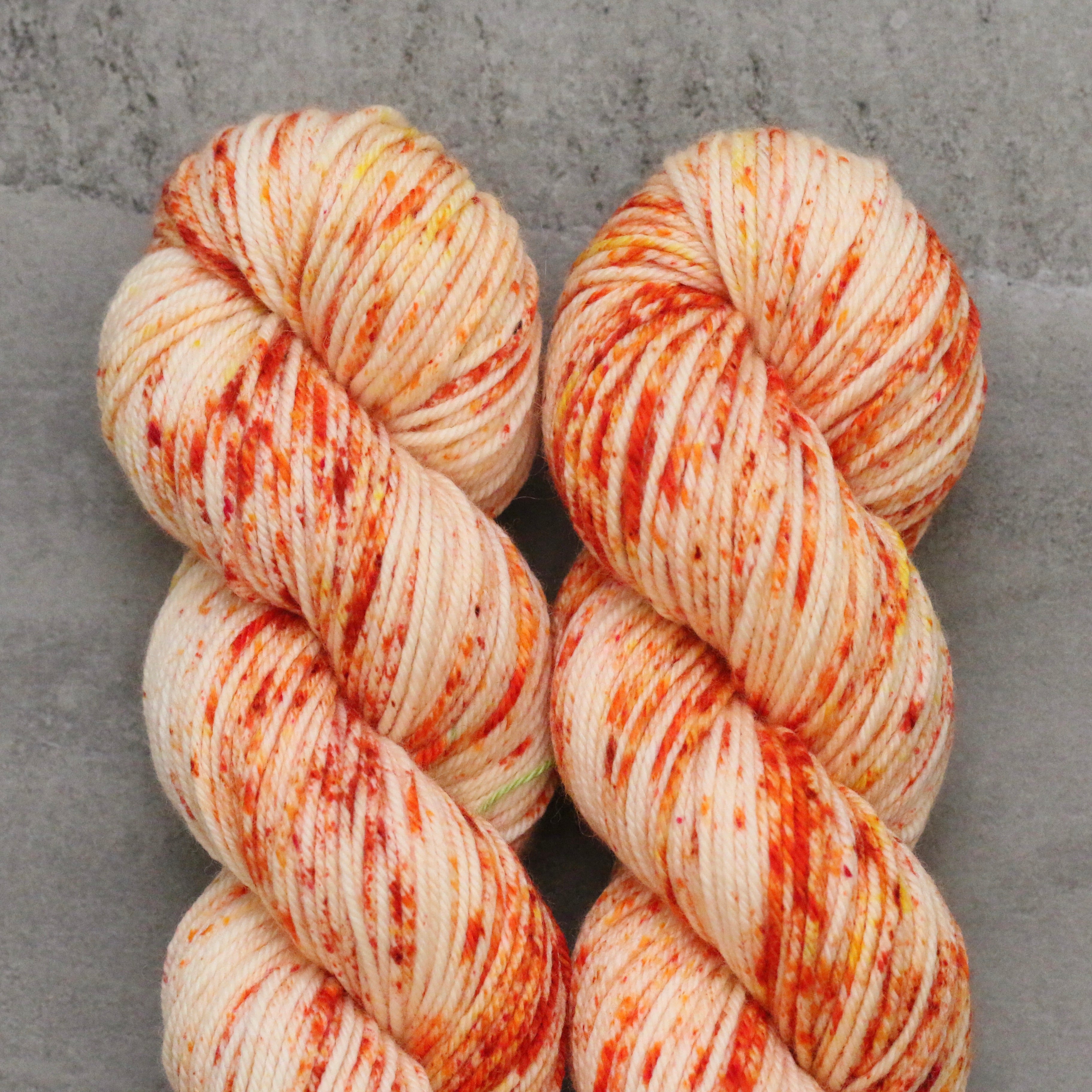 Tosh Merino Light - Multicolor and Speckled Yarns - Lamplight