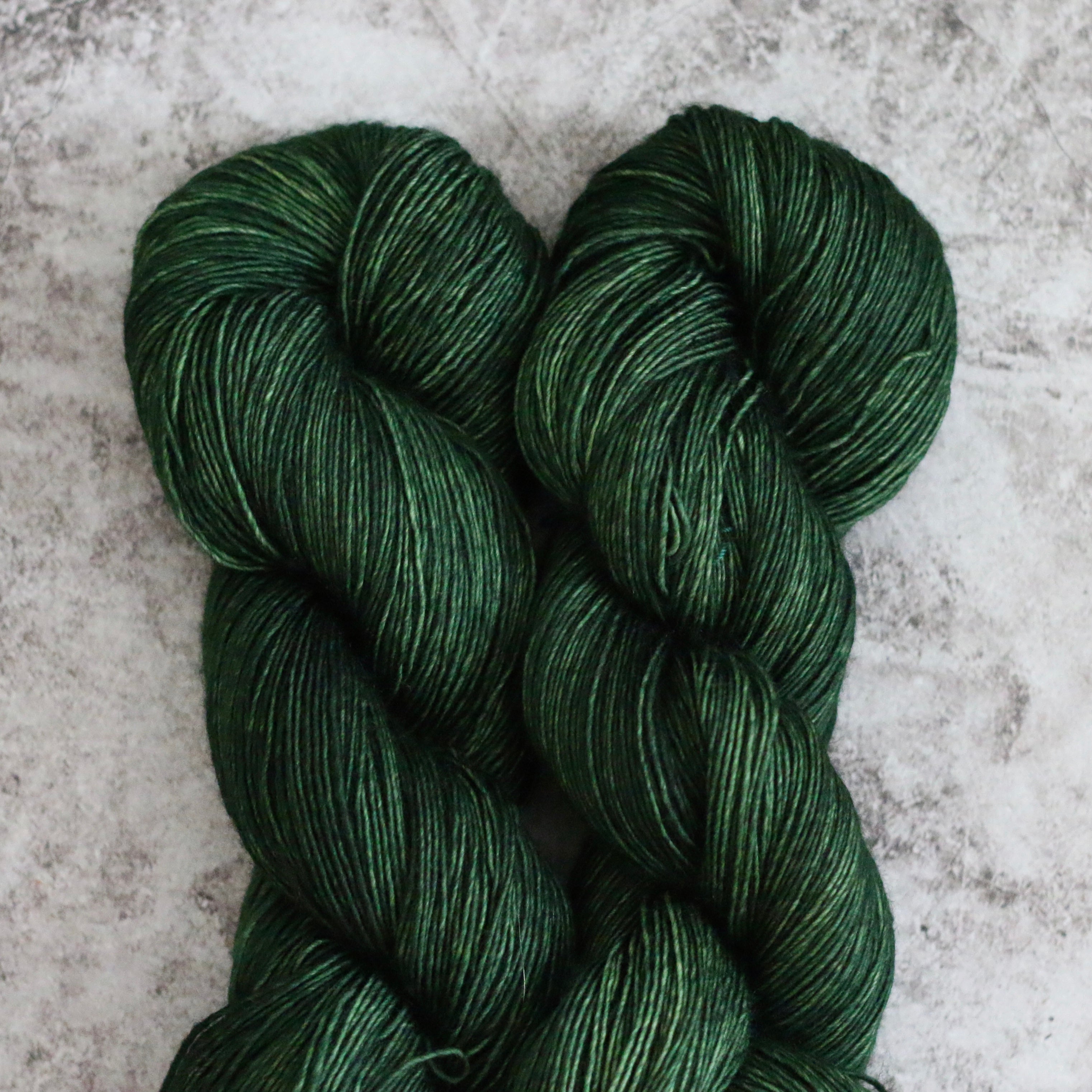 DK - Forest Green Tweed Hand Dyed Yarn - The Old Horizon