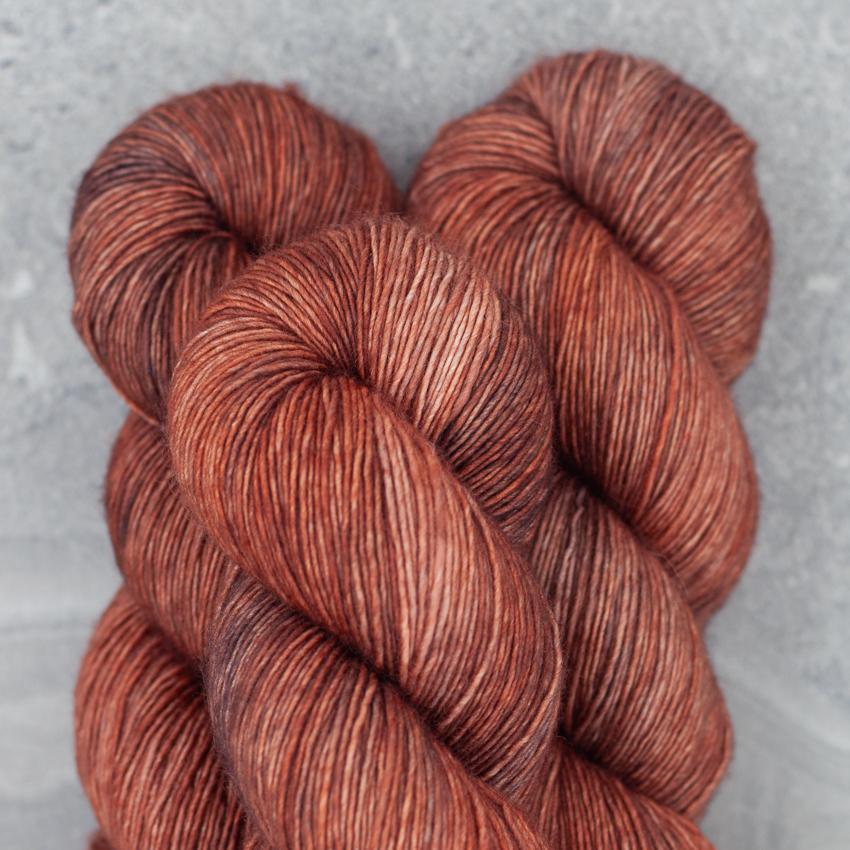 Tosh Merino Light | Subtle Flame