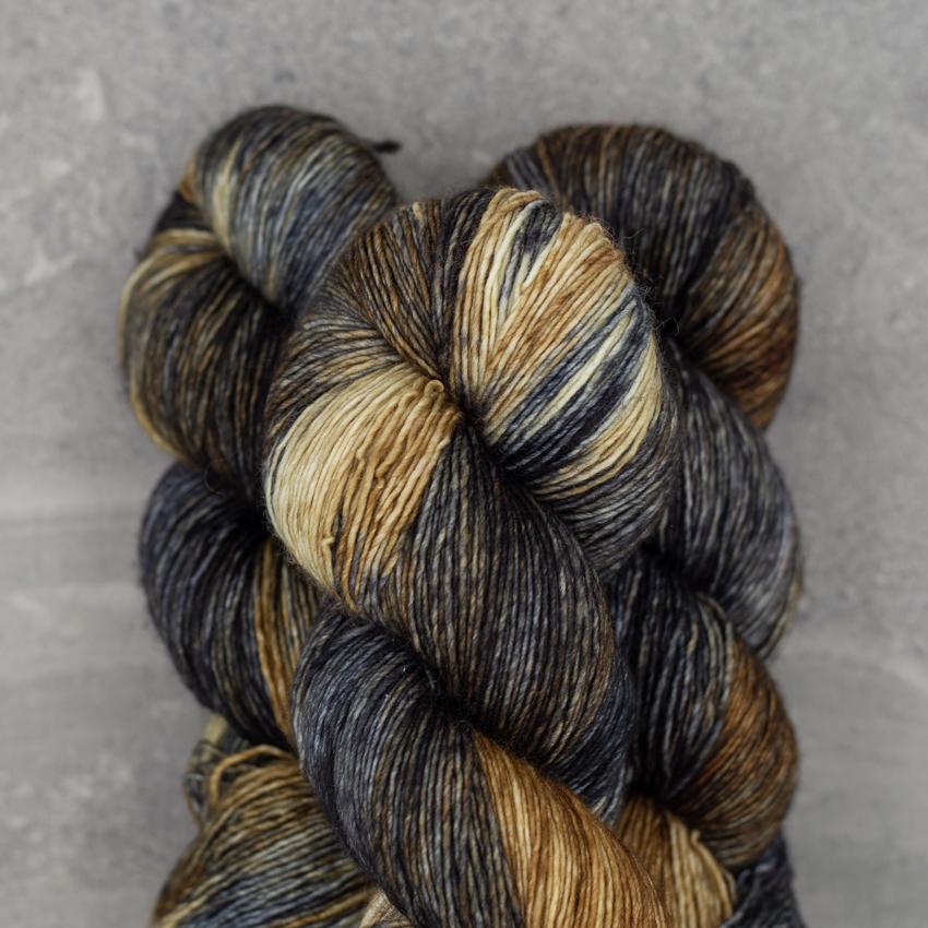 Pashmina | Wolf