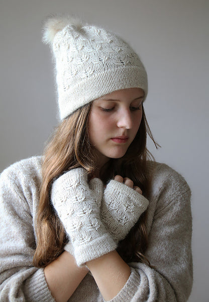 Madelinetosh x Mel Berg Underglow Mitts Kit