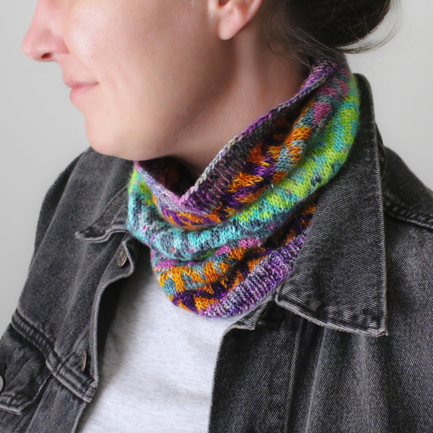 Motley Hoof Cowl