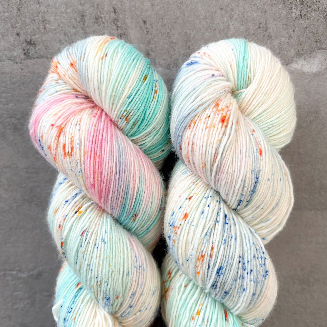 Hue of the Moment – Madelinetosh