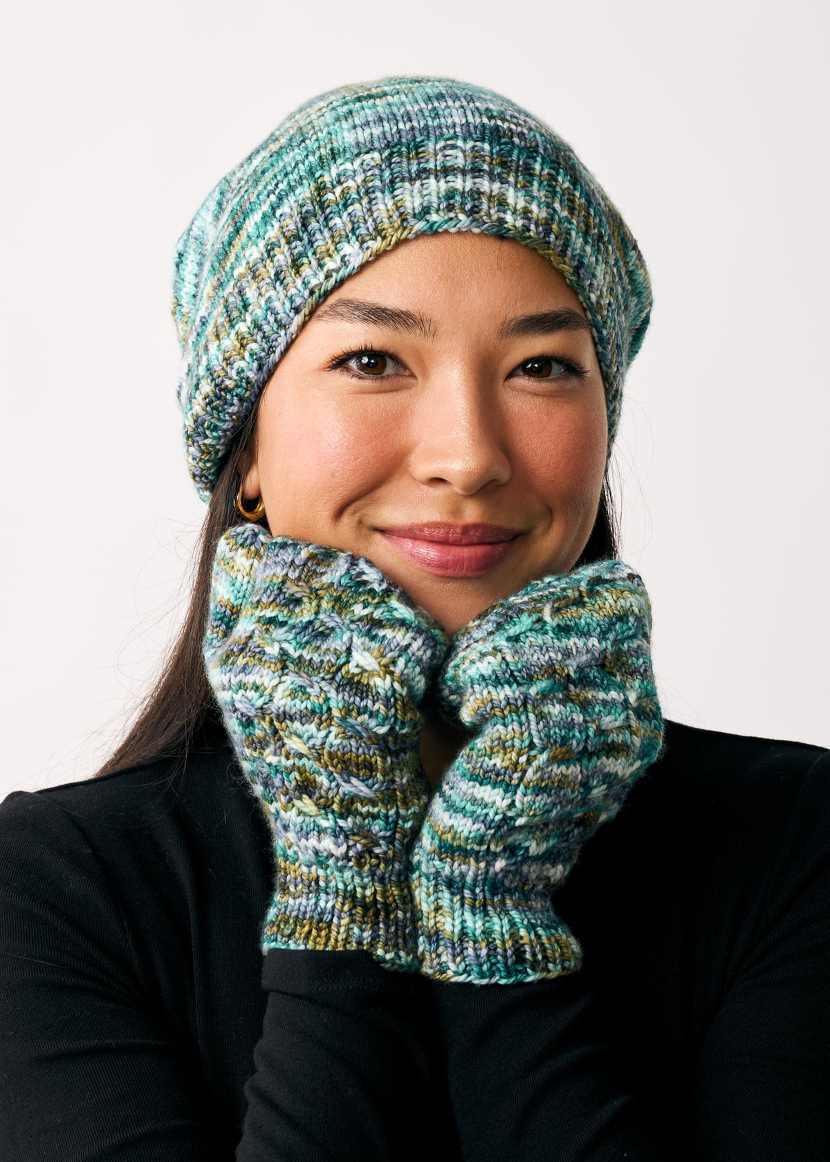 Spellbound Sisters Hat and Mittens PDF