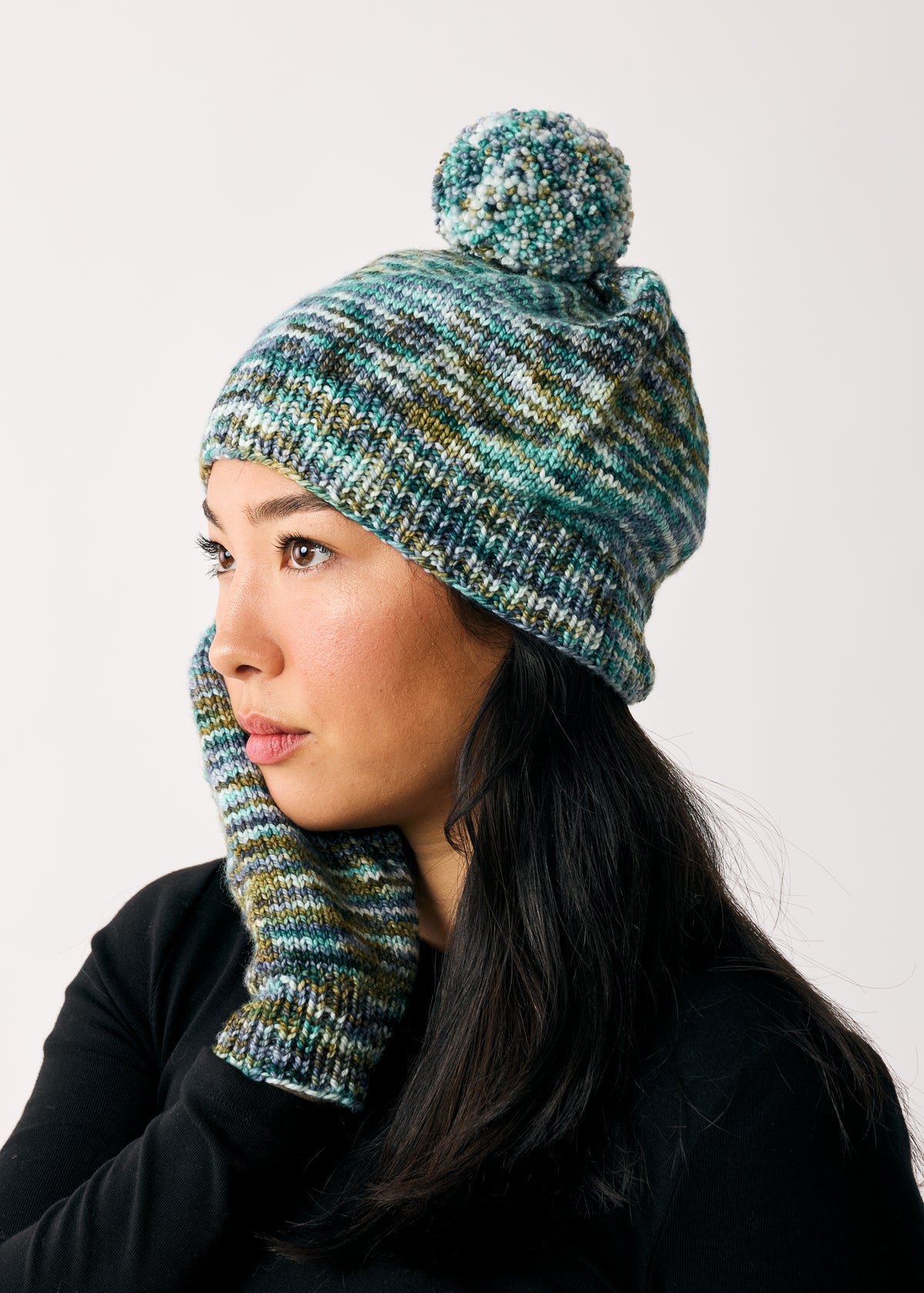 Spellbound Sisters Hat and Mittens PDF