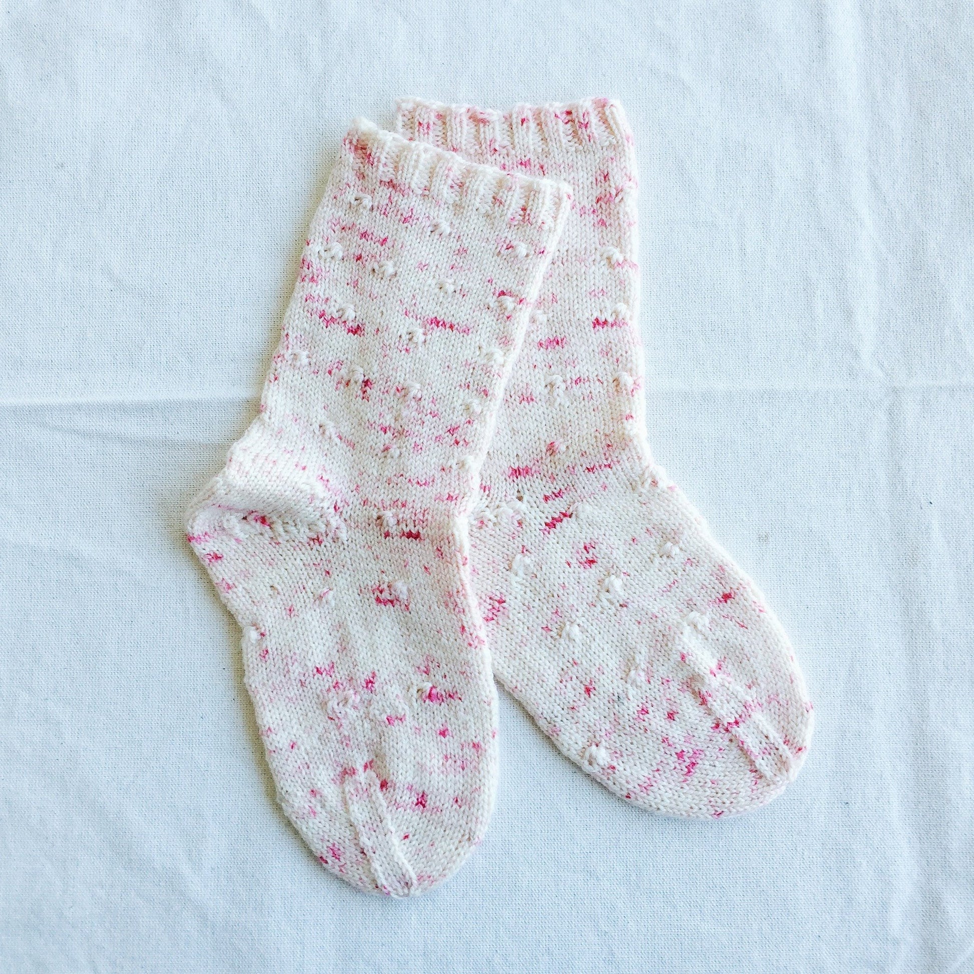 MAD | TOSH Pattern Dimpled Socks